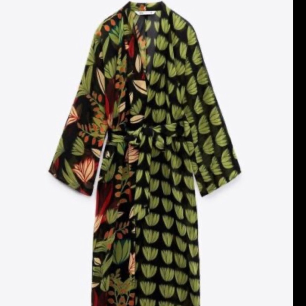 Zara long belted chiffon flowy kaftan with an underdress Small